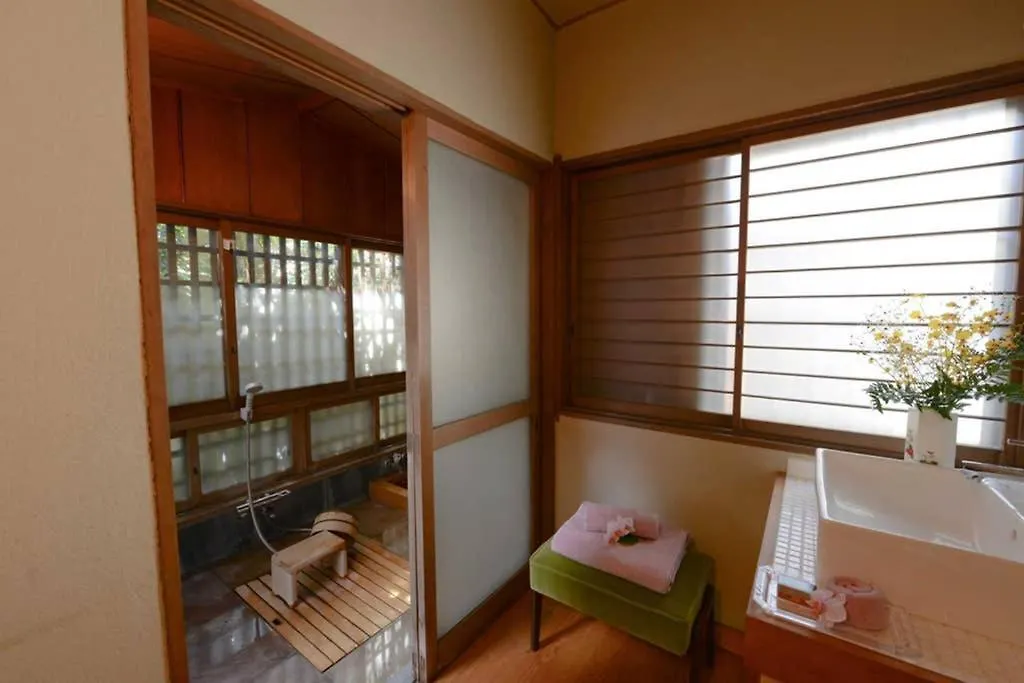 Yamaguchi House,Historic Private House With Open-Air Hot Springs Villa Hakone