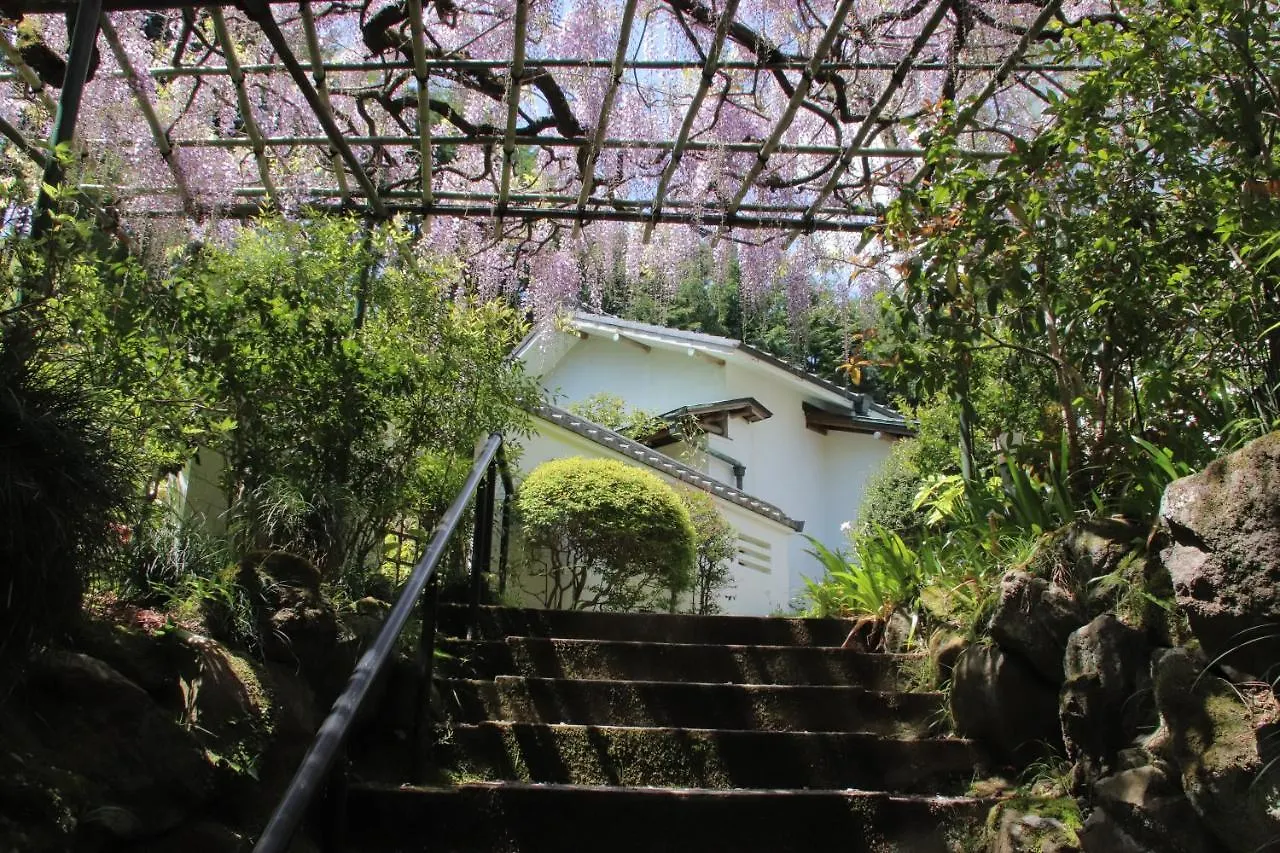 Yamaguchi House,Historic Private House With Open-Air Hot Springs Villa Hakone Japan